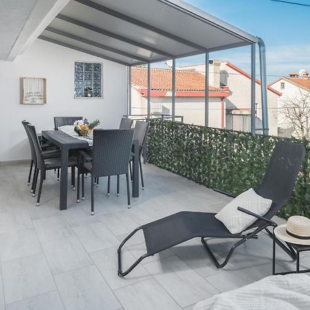 Apartment Sea Pearl Porec Exterior photo